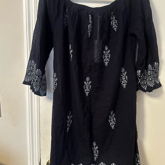 White Waves Other - Lightweight Cotton Embroidered Swim Coverup